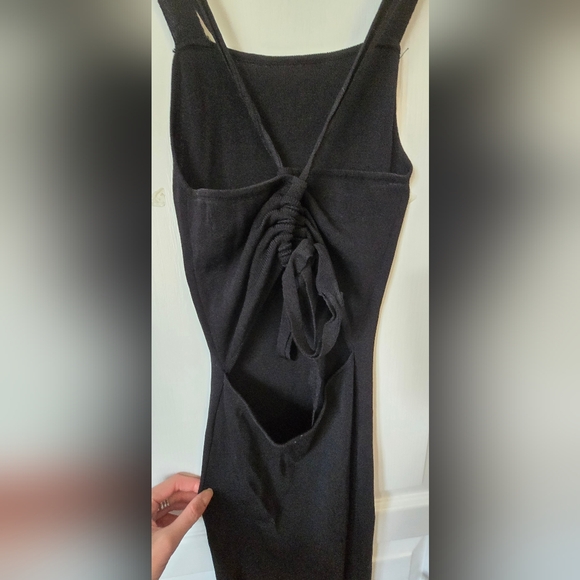 Mango stretchy black fitted dress - Picture 2 of 4